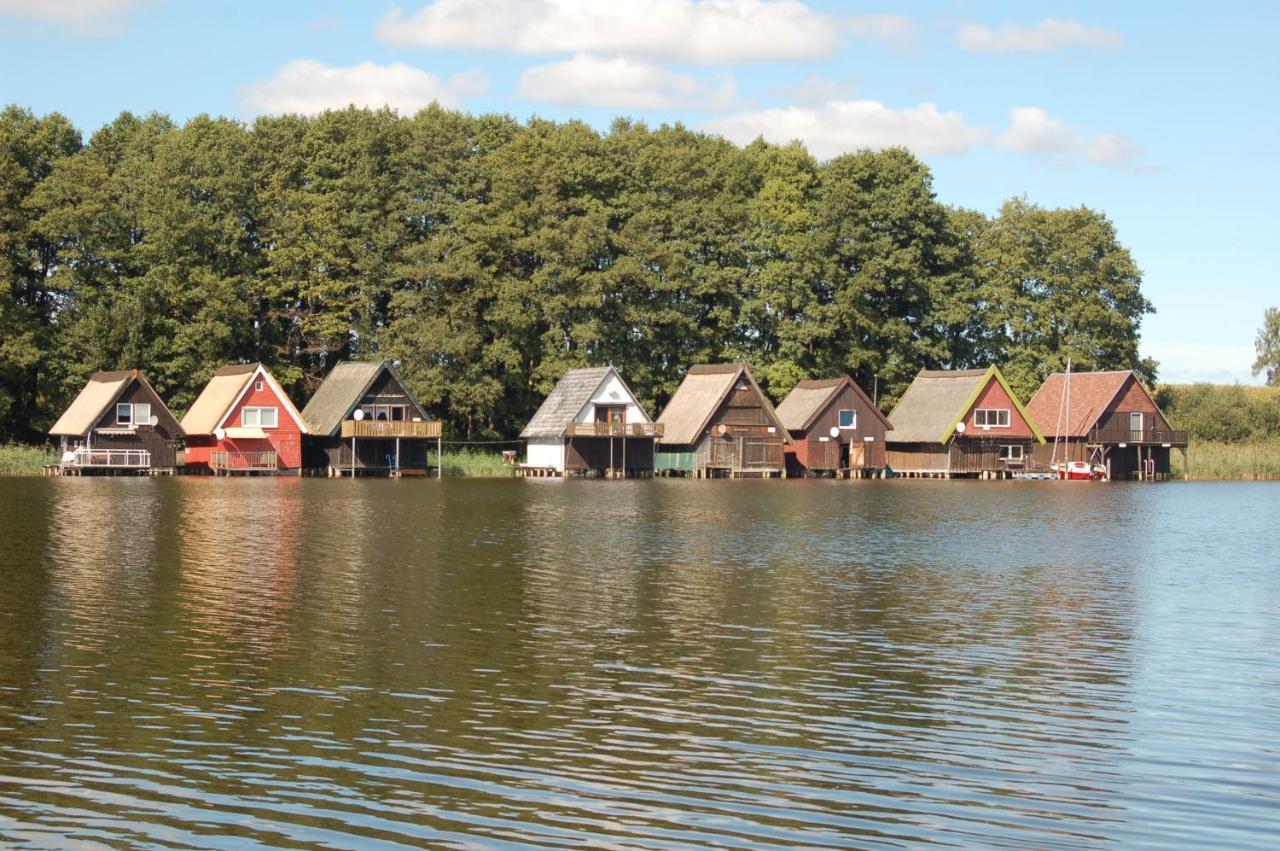 Loggiahaus Am Schloss, 5 Ferienwohnungen, Teils Mit Schloss- Und Seeblick Rheinsberg Exterior photo